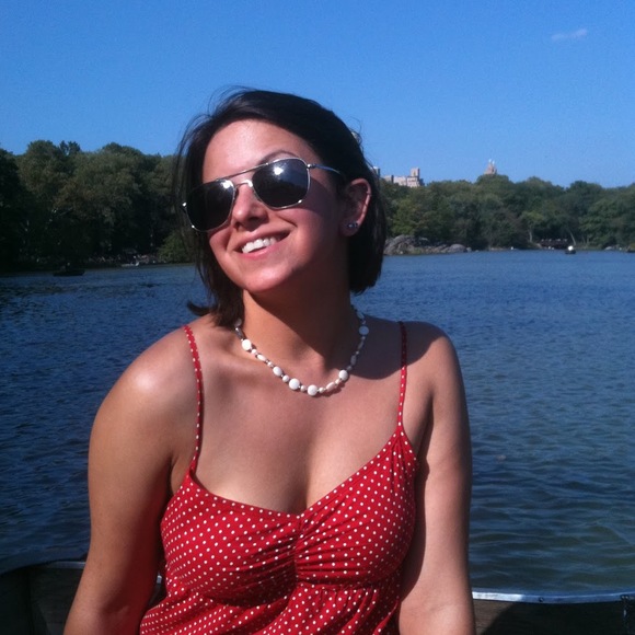 Meet your Posher, Dani - Picture 1 of 1